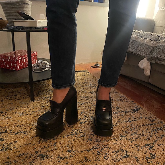 Versace AEVITAS PLATFORM LOAFERS - Picture 3 of 5